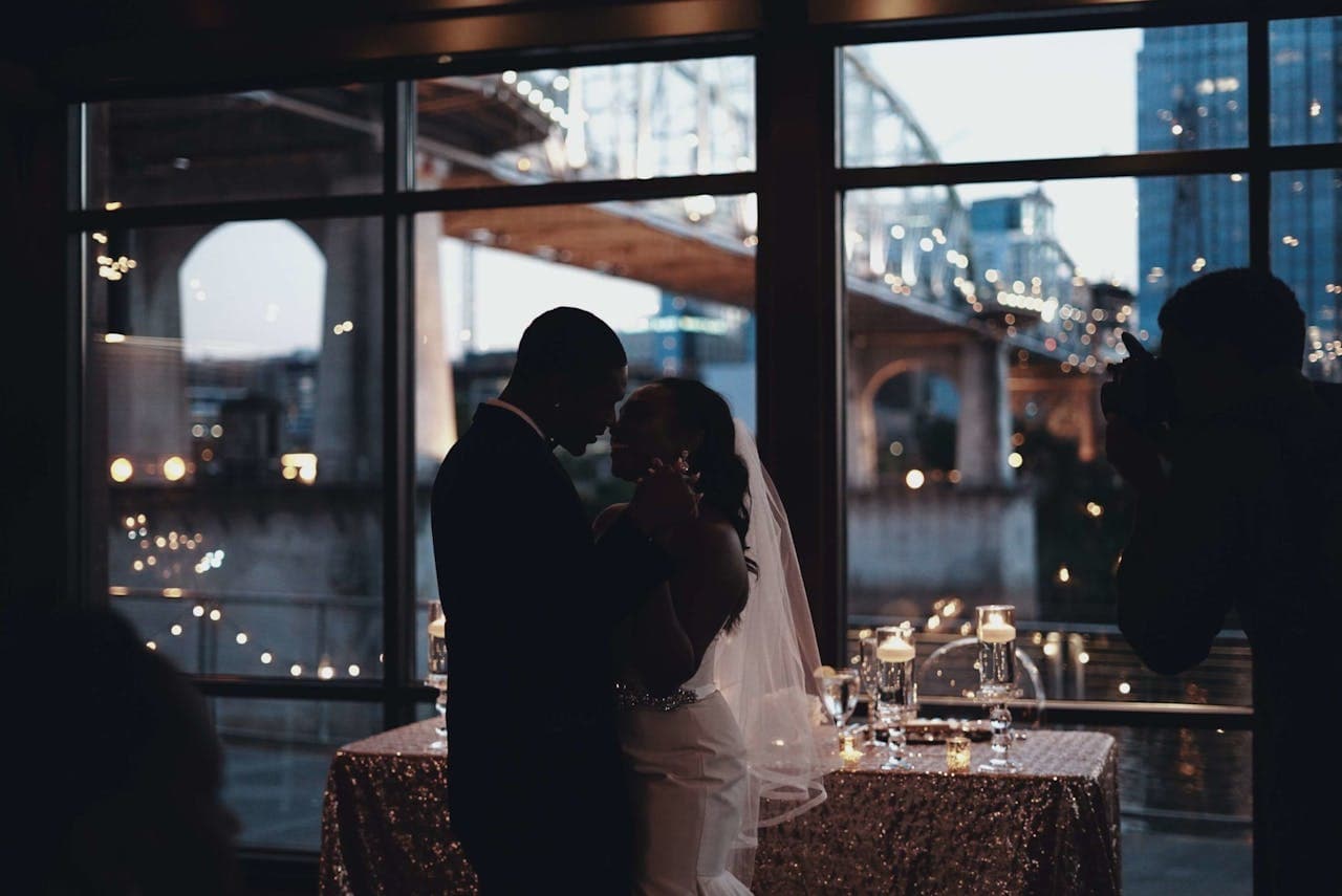 How To Find A Wedding Photographer Who Knows Corning Venues